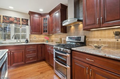 32 Ridge Rd, Parsippany NJ  07834-9629 exterior