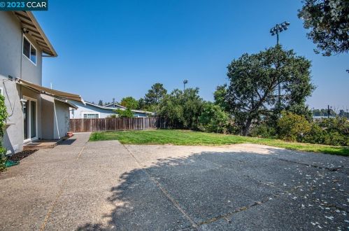 2175 Norse Dr, Concord CA 94523-1848 exterior