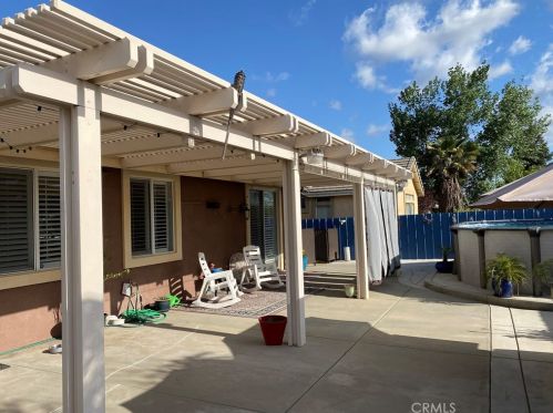 1187 Brookmeade Cir, Beaumont CA  92223-7024 exterior