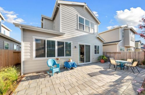 1467 Cavendish Ave, Santa Rosa CA 95401-6015 exterior