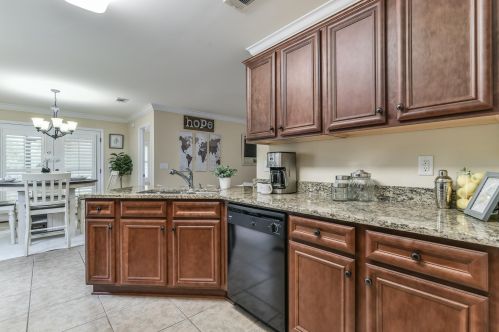 73 10th St, Shalimar FL  32579-1553 exterior