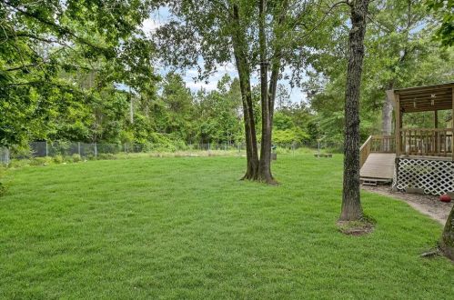 16501 Williams Rd, Conroe TX 77303-3496 exterior