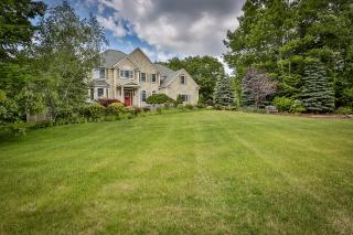 8 Locksley Rd, Windham, NH 03087-1585