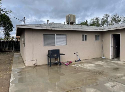 435 Orange Ave, Los Banos, CA 93635-3114