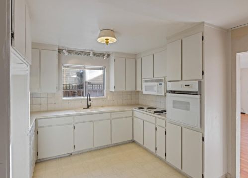 821 Cedar St, Del Monte Park CA  93950-4804 exterior