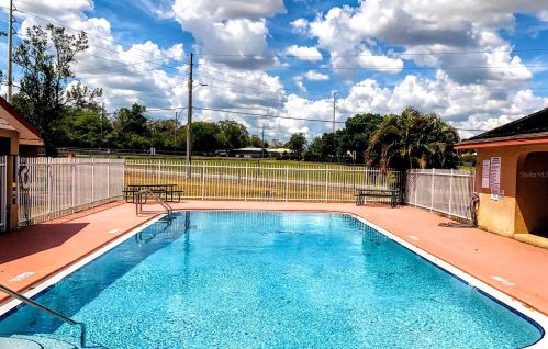 496 Las Palmas Cir, Avon Park Lakes FL  33825-4205 exterior