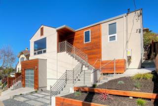 678 Walavista Ave, Oakland, CA 94610-1155