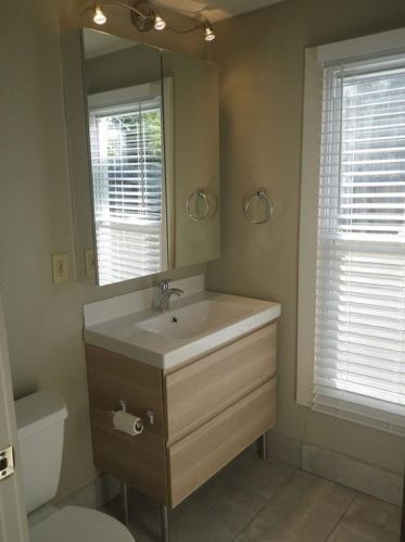 313 Blackson Ave, Austin TX 78752-2618 exterior