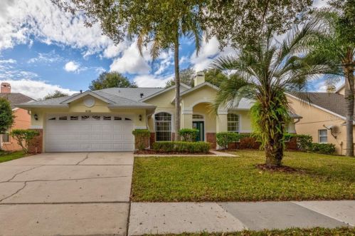 8320 Lexington View Ln, Orlando, FL 32835-8058