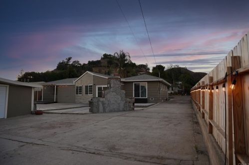 1183 Flamingo Ave, El Cajon CA  92021-3323 exterior