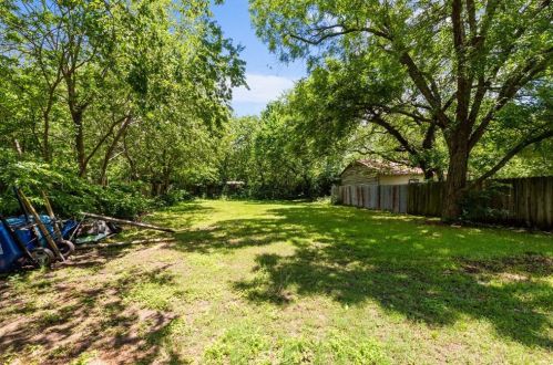 612 Bradshaw St, Denton TX  76209-4366 exterior