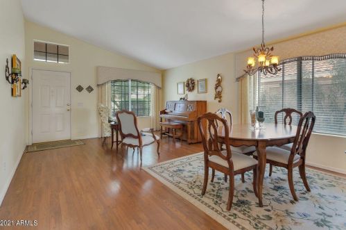 22027 73rd Ave, Glendale, AZ 85310-5295