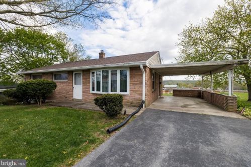 668 Sylvan Dr, Pottstown, PA 19464-3745