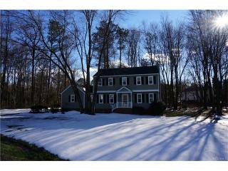 10601 Ramshorn Rd, Midlothian, VA 23113-1112