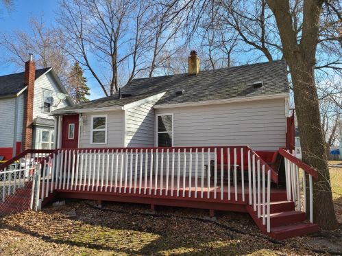 616 15th St, Willmar MN  56201-2936 exterior