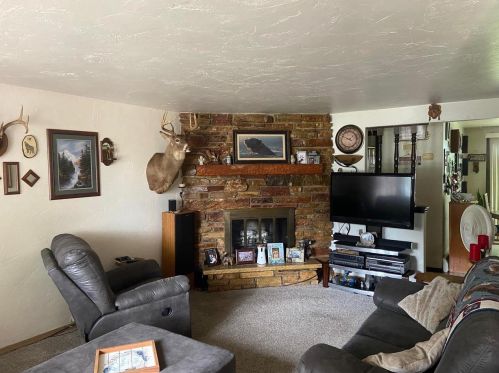 1127 Anchor Dr, Green Bay, WI 54313-7019