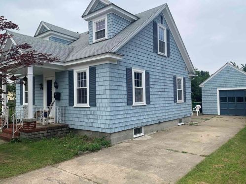 50 Dexter St, Nashua, NH 03060-4424