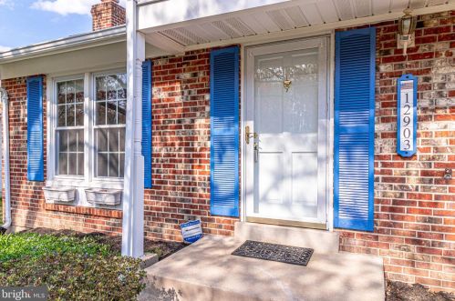12903 Colby Dr, Woodbridge, VA 22192-3506