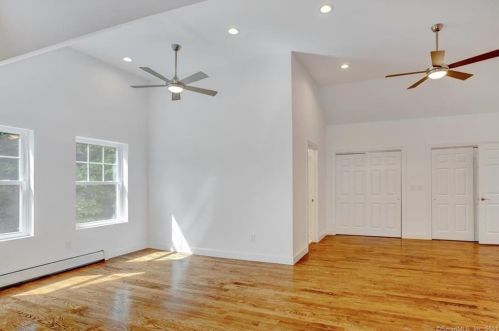 28 Crowley Ave, Milford CT  06461-2306 exterior