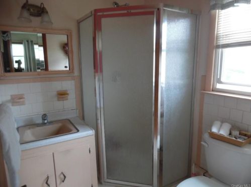 98 Rockwell Ave, Middletown NY  10940-4531 exterior