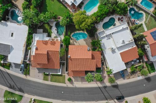 7528 Woodshire Cv, Scottsdale AZ  85258-2015 exterior