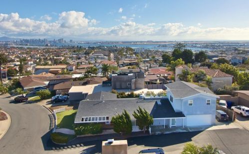 3527 Lowell St, San Diego, CA 92106-1716
