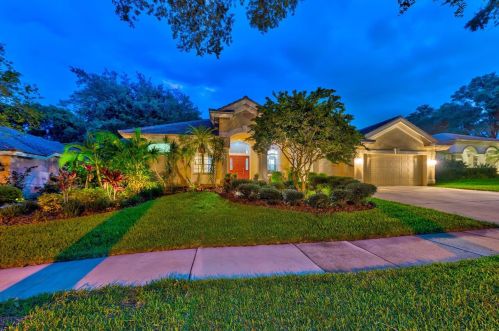 2209 Pinnacle Cir, Palm Harbor, FL 34684-1769