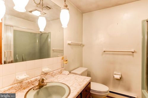 3 Annette Dr, West Enola PA  17025-1802 exterior