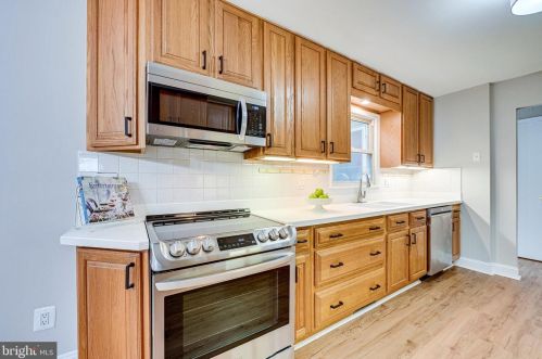 626 Worchester St, Herndon VA  20170-3139 exterior