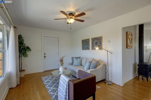 18448 Standish Ave, Hayward CA  94541-1323 exterior