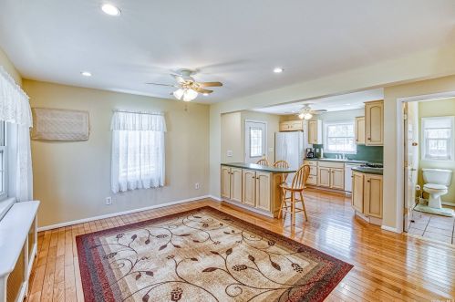510 Half Hollow Rd, Deer Park, NY 11729-1010