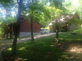 3016 Nicole Rd, Clarksville, TN 37040-5913