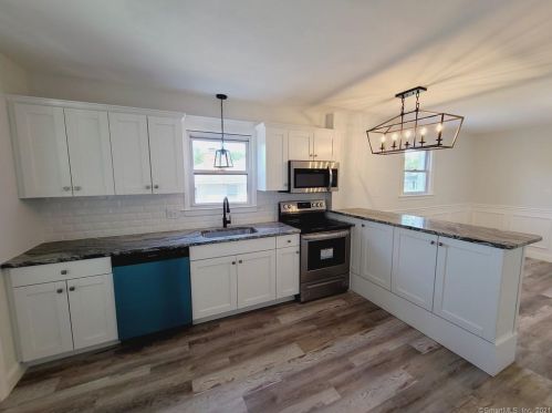 249 Wilkenda Ave, Waterbury CT  06708-3655 exterior