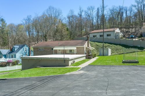 528 Hulton Rd, Verona, PA 15147-3410