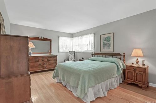 257 Osborne Hill Rd, Fishkill NY  12524-2510 exterior