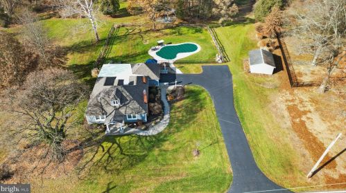 27 Smith Rd, Collegeville, PA 19473-1747