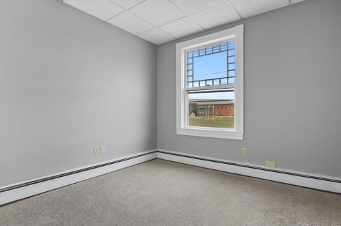 253 School St, Putnam CT  06260-2431 exterior