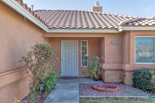 13174 Butte Ave, Victorville CA  92395-9504 exterior