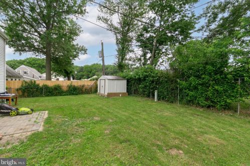 15 Harper Ln, Willingboro NJ  08046-1711 exterior