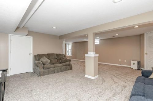 138 Cavalcade Ln, Pataskala OH  43062-9544 exterior