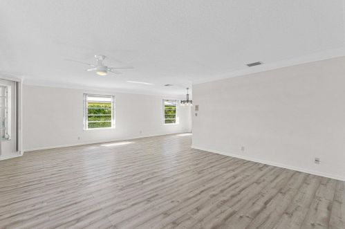 1241 Walnut Ter, Boca Raton, FL 33486-5566