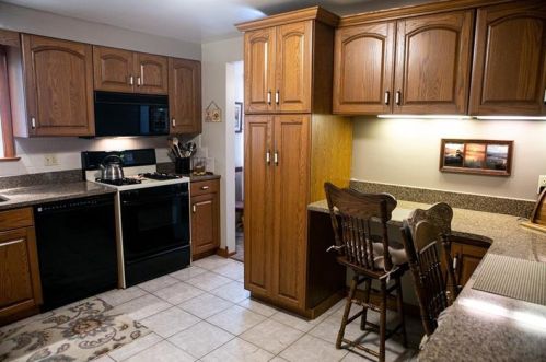 119 Highlander Heights Dr, Glenshaw PA  15116-2533 exterior