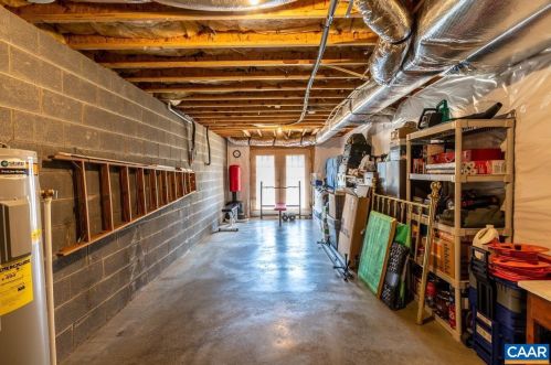 955 Fairwinds Ln, Crozet VA  22932-3147 exterior
