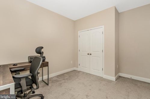 301 Harrisburg Pike, Siddonsburg PA  17019-1328 exterior