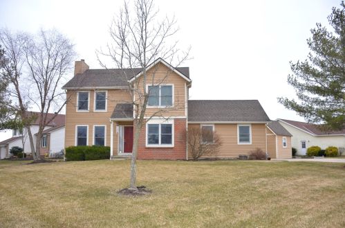 1302 Woodline Dr, Marysville, OH 43040-8973