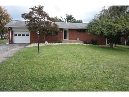 110 Sutton Ave, Hopwood, PA 15445-2035