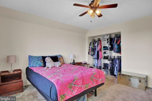 11 Thrush Dr, Carlisle PA  17015-7653 exterior