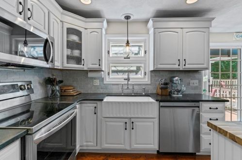 55 Linden Ln, West Greenwich RI  02817-2169 exterior