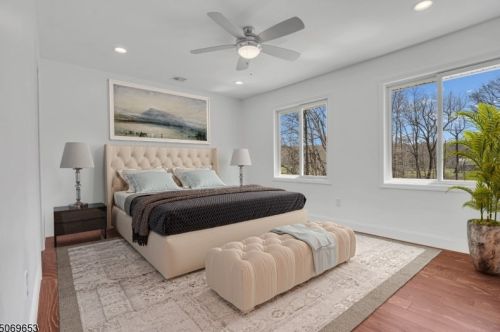 52 Reinman Rd, Warren NJ  07059-5102 exterior