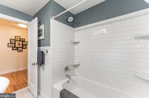 225 Tulpehocken Ave, Melrose Park PA 19027-1927 exterior